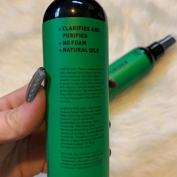 3/25$ Tea Tree Face Cleanser & Moisturizer - Picture 2 of 4